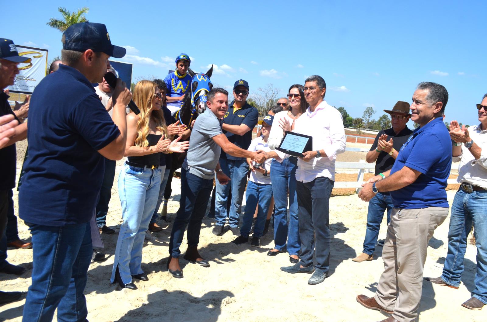 Quarto Páreo – Subprocurador-Geral da República Dr. Luiz Augusto Santos Lima Quarto Páreo – Subprocurador-Geral da República Dr. Luiz Augusto Santos Lima