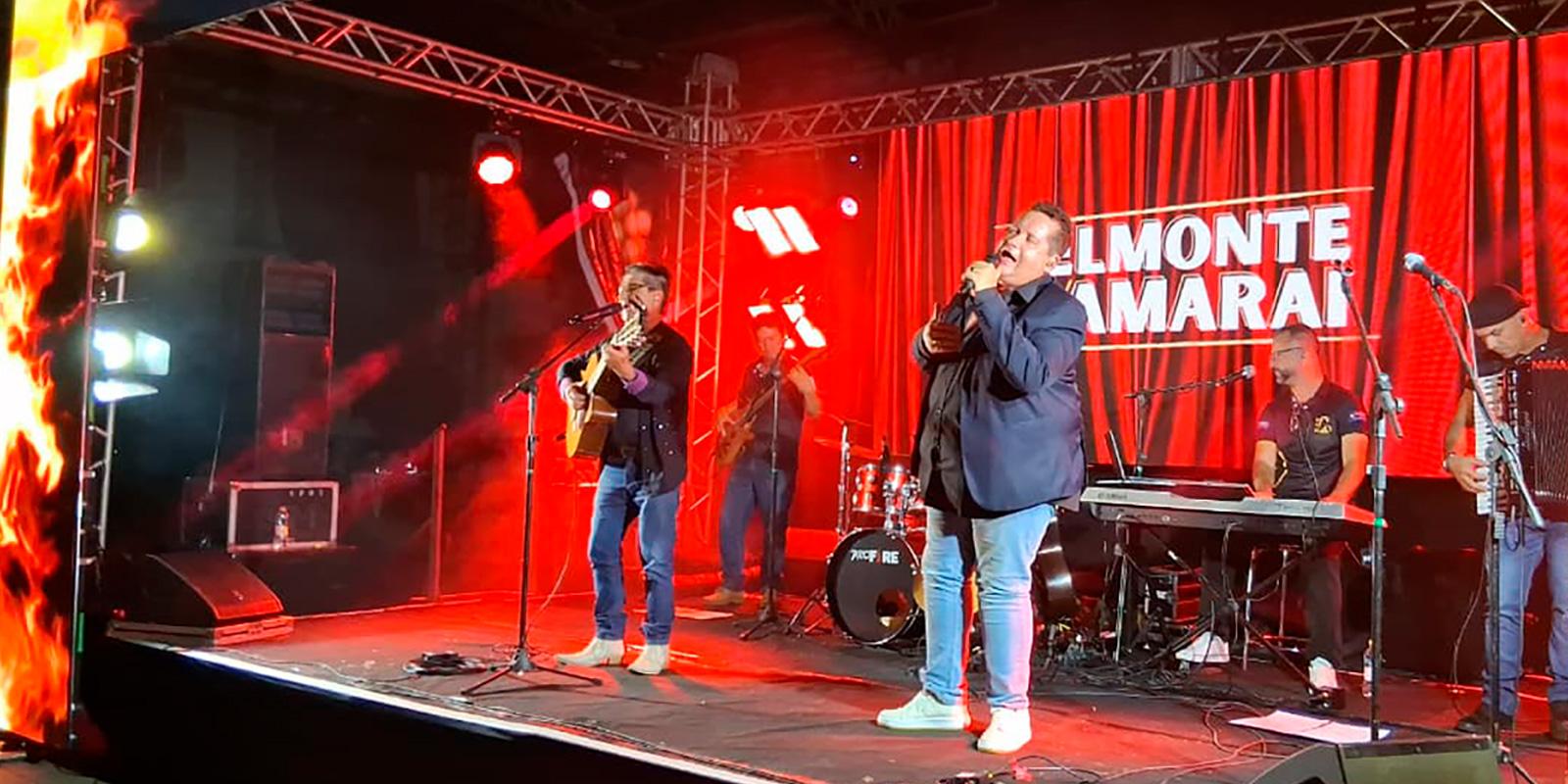 Juruaia lota e se emociona em noite histórica com Belmonte & Amaraí Juruaia lota e se emociona em noite histórica com Belmonte & Amaraí